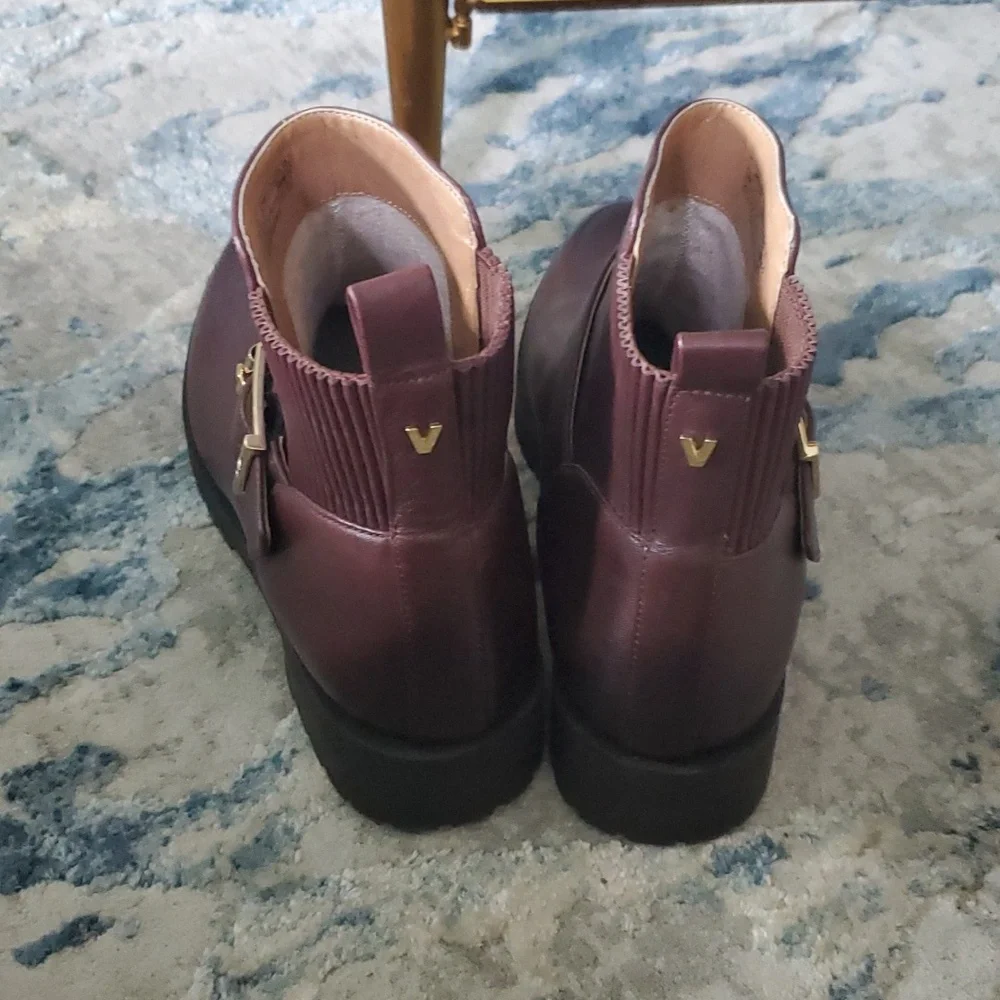 Vionic Booties - Picture 3 of 5